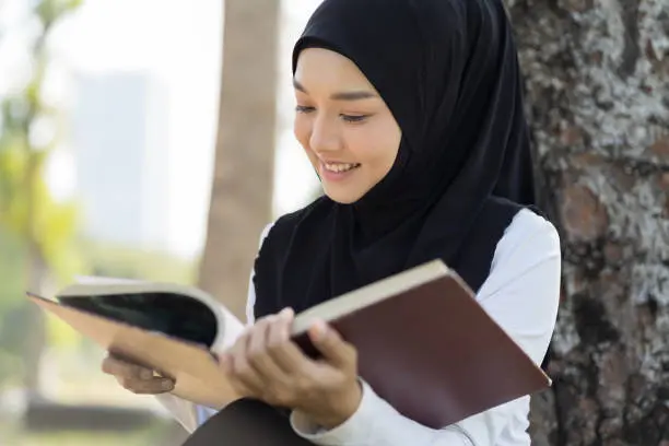 Quran and Arabic Classes for Ladies and Sisters